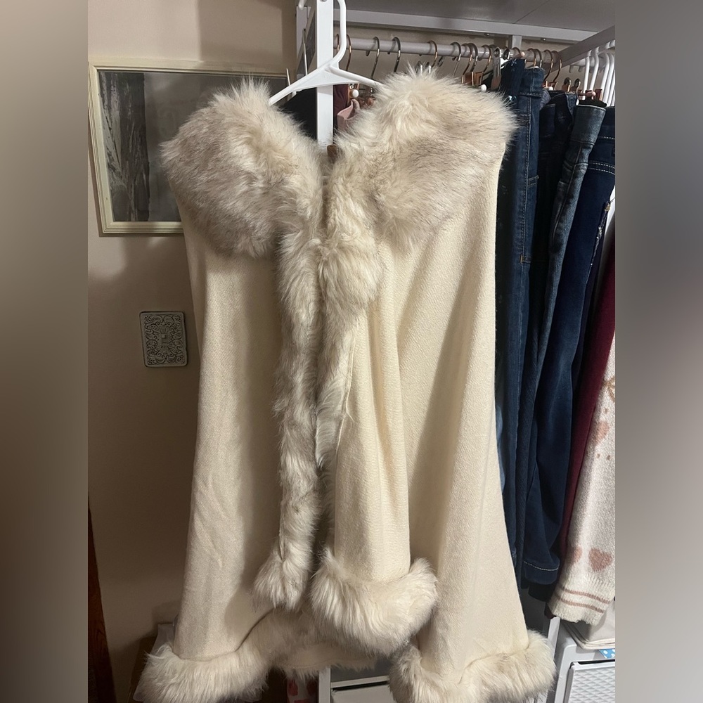 Elegant Cream Faux Fur Cape